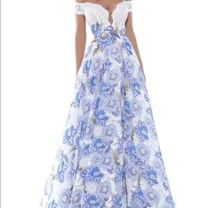 Brand new (with tag!!) Tarik Edez dress, size 4